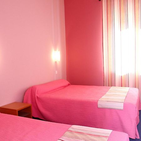 Logis Hotel Le Clos Des Oliviers Bourg-Saint-Andeol Exterior photo